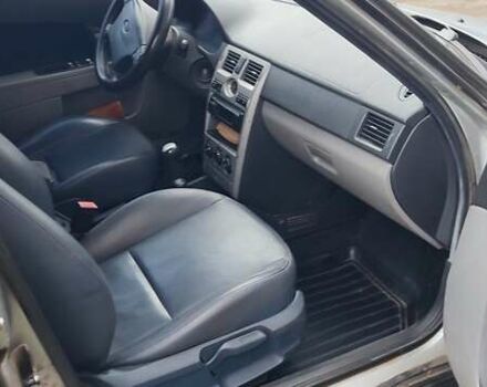 Серый ВАЗ 2171 Priora, объемом двигателя 1.6 л и пробегом 343 тыс. км за 2300 $, фото 14 на Automoto.ua