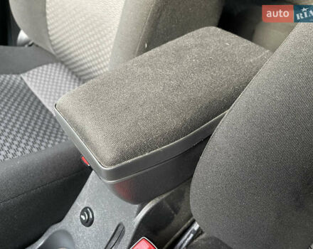 Сірий ВАЗ 2171 Priora, об'ємом двигуна 1.6 л та пробігом 24 тис. км за 4700 $, фото 110 на Automoto.ua