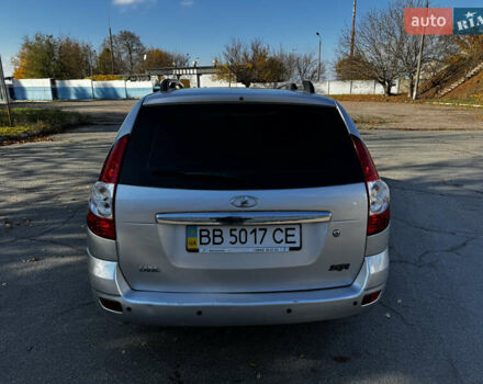 Серый ВАЗ 2171 Priora, объемом двигателя 1.6 л и пробегом 76 тыс. км за 3700 $, фото 5 на Automoto.ua