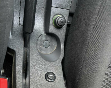 Сірий ВАЗ 2171 Priora, об'ємом двигуна 1.6 л та пробігом 24 тис. км за 4700 $, фото 109 на Automoto.ua