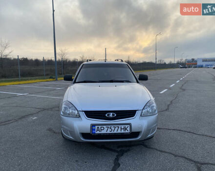 Серый ВАЗ 2171 Priora, объемом двигателя 1.6 л и пробегом 206 тыс. км за 2900 $, фото 1 на Automoto.ua