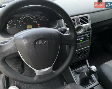 Серый ВАЗ 2171 Priora, объемом двигателя 1.6 л и пробегом 206 тыс. км за 2900 $, фото 13 на Automoto.ua