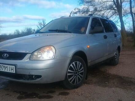 ВАЗ 2171 Priora 2010 в Лубнах на Automoto.ua Серый ВАЗ 2171 Priora, объемом двигателя 1.6 л и пробегом 207 тыс. км за 2450 $, фото 1 на Automoto.ua