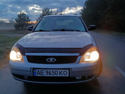 ВАЗ 2171 Priora 2011 у Петриковке на Automoto.ua Сірий ВАЗ 2171 Priora, об'ємом двигуна 1.6 л та пробігом 215 тис. км за 3200 $, фото 1 на Automoto.ua