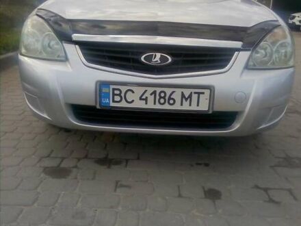 Серый ВАЗ 2171 Priora, объемом двигателя 1.6 л и пробегом 161 тыс. км за 3500 $, фото 1 на Automoto.ua