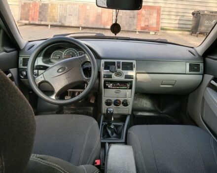 Зеленый ВАЗ 2171 Priora, объемом двигателя 1.6 л и пробегом 187 тыс. км за 3800 $, фото 4 на Automoto.ua