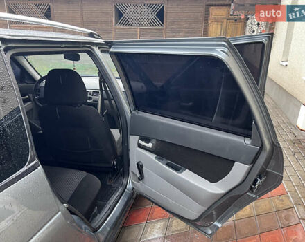 Зеленый ВАЗ 2171 Priora, объемом двигателя 1.6 л и пробегом 180 тыс. км за 2300 $, фото 11 на Automoto.ua