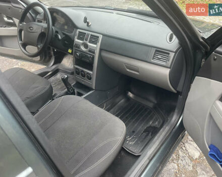 Зеленый ВАЗ 2171 Priora, объемом двигателя 1.6 л и пробегом 157 тыс. км за 2250 $, фото 6 на Automoto.ua