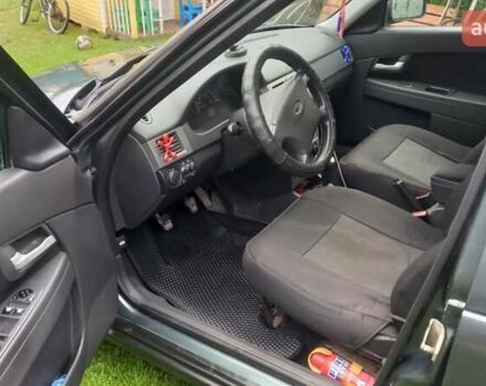 Зеленый ВАЗ 2171 Priora, объемом двигателя 1.6 л и пробегом 125 тыс. км за 2999 $, фото 4 на Automoto.ua