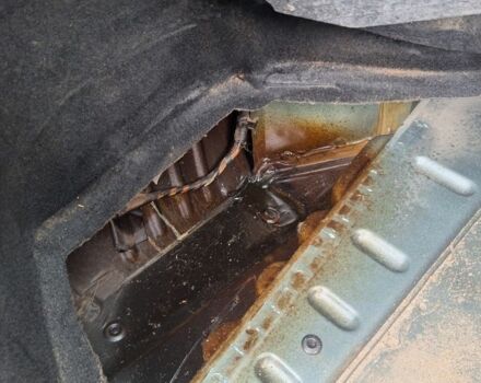 Зеленый ВАЗ 2171 Priora, объемом двигателя 1.6 л и пробегом 83 тыс. км за 3150 $, фото 20 на Automoto.ua