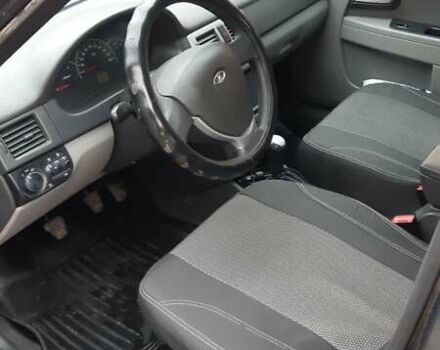 Зелений ВАЗ 2171 Priora, об'ємом двигуна 1.6 л та пробігом 150 тис. км за 3000 $, фото 4 на Automoto.ua