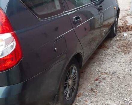 Зелений ВАЗ 2171 Priora, об'ємом двигуна 1.6 л та пробігом 150 тис. км за 3000 $, фото 6 на Automoto.ua