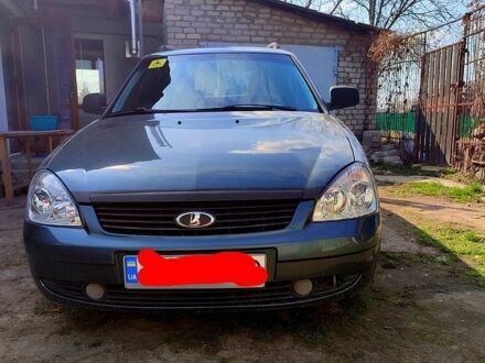 ВАЗ 2171 Priora 2010 в Славянске на Automoto.ua Зеленый ВАЗ 2171 Priora, объемом двигателя 1.6 л и пробегом 198 тыс. км за 2800 $, фото 1 на Automoto.ua