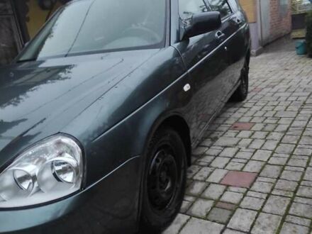 Зеленый ВАЗ 2171 Priora, объемом двигателя 1.6 л и пробегом 300 тыс. км за 2700 $, фото 1 на Automoto.ua