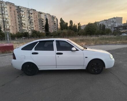 Белый ВАЗ 2172 Priora, объемом двигателя 1.6 л и пробегом 209 тыс. км за 1750 $, фото 7 на Automoto.ua