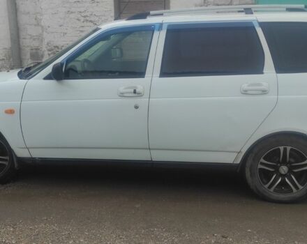 Белый ВАЗ 2172 Priora, объемом двигателя 1.6 л и пробегом 132 тыс. км за 2600 $, фото 1 на Automoto.ua