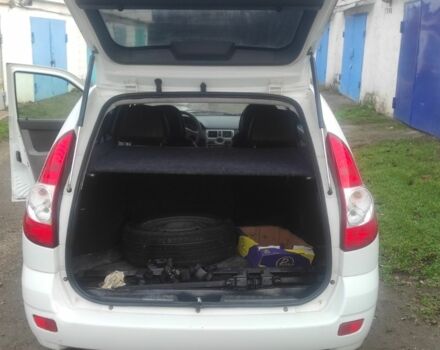 Белый ВАЗ 2172 Priora, объемом двигателя 1.6 л и пробегом 132 тыс. км за 2600 $, фото 5 на Automoto.ua