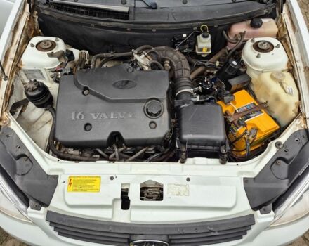 Белый ВАЗ 2172 Priora, объемом двигателя 0 л и пробегом 132 тыс. км за 3200 $, фото 4 на Automoto.ua