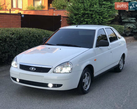 Білий ВАЗ 2172 Priora, об'ємом двигуна 1.6 л та пробігом 160 тис. км за 4150 $, фото 1 на Automoto.ua