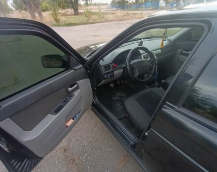 Чорний ВАЗ 2172 Priora, об'ємом двигуна 1.6 л та пробігом 180 тис. км за 2850 $, фото 4 на Automoto.ua
