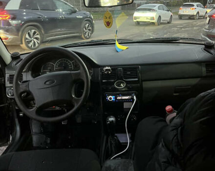 Чорний ВАЗ 2172 Priora, об'ємом двигуна 1.6 л та пробігом 245 тис. км за 2950 $, фото 13 на Automoto.ua