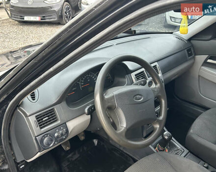 Чорний ВАЗ 2172 Priora, об'ємом двигуна 1.6 л та пробігом 146 тис. км за 1850 $, фото 11 на Automoto.ua