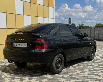 Черный ВАЗ 2172 Priora, объемом двигателя 1.6 л и пробегом 150 тыс. км за 3000 $, фото 5 на Automoto.ua