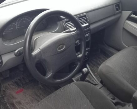 Чорний ВАЗ 2172 Priora, об'ємом двигуна 1.6 л та пробігом 220 тис. км за 1200 $, фото 4 на Automoto.ua