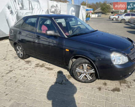 Черный ВАЗ 2172 Priora, объемом двигателя 1.6 л и пробегом 130 тыс. км за 2000 $, фото 2 на Automoto.ua