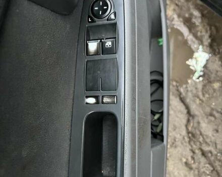 Черный ВАЗ 2172 Priora, объемом двигателя 1.6 л и пробегом 173 тыс. км за 2200 $, фото 9 на Automoto.ua