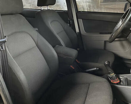 Черный ВАЗ 2172 Priora, объемом двигателя 1.6 л и пробегом 146 тыс. км за 1950 $, фото 20 на Automoto.ua