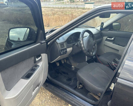 Чорний ВАЗ 2172 Priora, об'ємом двигуна 1.6 л та пробігом 200 тис. км за 2200 $, фото 5 на Automoto.ua