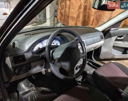 Черный ВАЗ 2172 Priora, объемом двигателя 1.6 л и пробегом 173 тыс. км за 1350 $, фото 2 на Automoto.ua