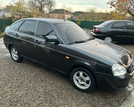 Черный ВАЗ 2172 Priora, объемом двигателя 1.6 л и пробегом 160 тыс. км за 3000 $, фото 2 на Automoto.ua