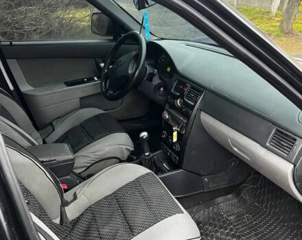 Чорний ВАЗ 2172 Priora, об'ємом двигуна 1.6 л та пробігом 180 тис. км за 2200 $, фото 9 на Automoto.ua