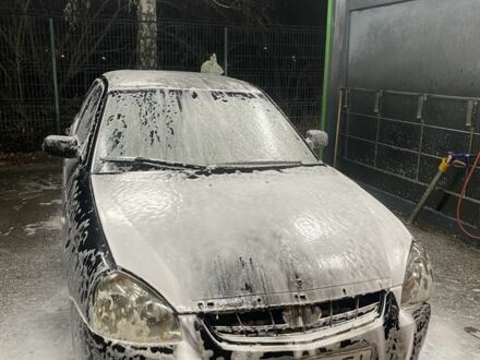 Чорний ВАЗ 2172 Priora, об'ємом двигуна 1.6 л та пробігом 350 тис. км за 1100 $, фото 1 на Automoto.ua