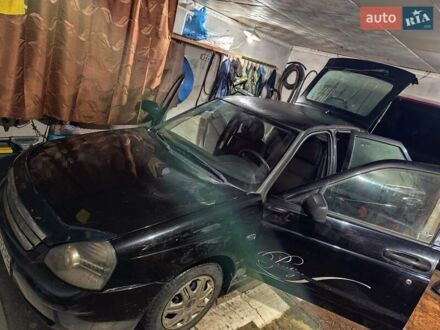 Черный ВАЗ 2172 Priora, объемом двигателя 1.6 л и пробегом 173 тыс. км за 1350 $, фото 1 на Automoto.ua