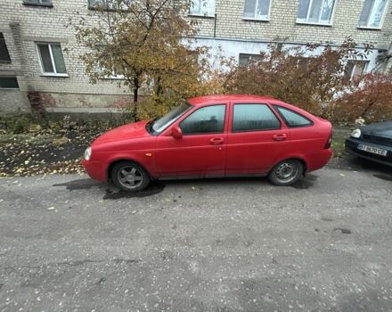 Красный ВАЗ 2172 Priora, объемом двигателя 1.6 л и пробегом 250 тыс. км за 1668 $, фото 1 на Automoto.ua