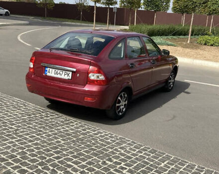 Красный ВАЗ 2172 Priora, объемом двигателя 1.6 л и пробегом 100 тыс. км за 2100 $, фото 7 на Automoto.ua