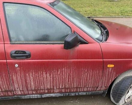 Красный ВАЗ 2172 Priora, объемом двигателя 1.6 л и пробегом 150 тыс. км за 850 $, фото 4 на Automoto.ua