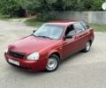 Красный ВАЗ 2172 Priora, объемом двигателя 1.6 л и пробегом 220 тыс. км за 1100 $, фото 1 на Automoto.ua