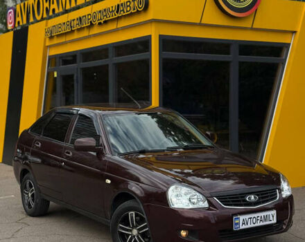 Красный ВАЗ 2172 Priora, объемом двигателя 1.6 л и пробегом 158 тыс. км за 2999 $, фото 2 на Automoto.ua