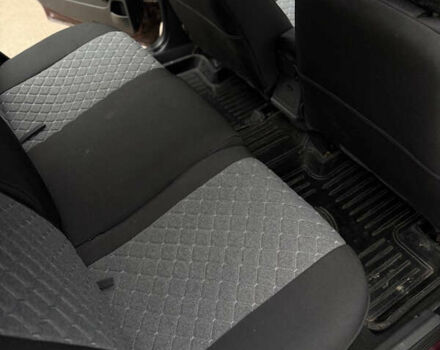 Красный ВАЗ 2172 Priora, объемом двигателя 1.6 л и пробегом 158 тыс. км за 2999 $, фото 9 на Automoto.ua