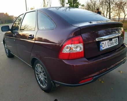 Красный ВАЗ 2172 Priora, объемом двигателя 1.6 л и пробегом 220 тыс. км за 3900 $, фото 3 на Automoto.ua