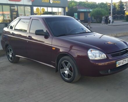 Красный ВАЗ 2172 Priora, объемом двигателя 1.6 л и пробегом 210 тыс. км за 3612 $, фото 1 на Automoto.ua