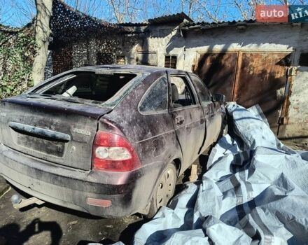 Красный ВАЗ 2172 Priora, объемом двигателя 1.6 л и пробегом 232 тыс. км за 900 $, фото 1 на Automoto.ua