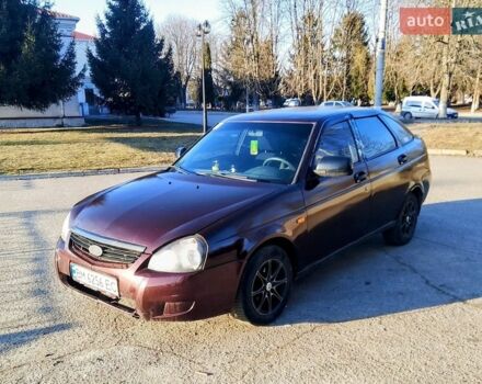 Червоний ВАЗ 2172 Priora, об'ємом двигуна 1.6 л та пробігом 181 тис. км за 1900 $, фото 1 на Automoto.ua