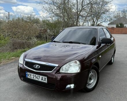 Красный ВАЗ 2172 Priora, объемом двигателя 1.6 л и пробегом 75 тыс. км за 3700 $, фото 1 на Automoto.ua