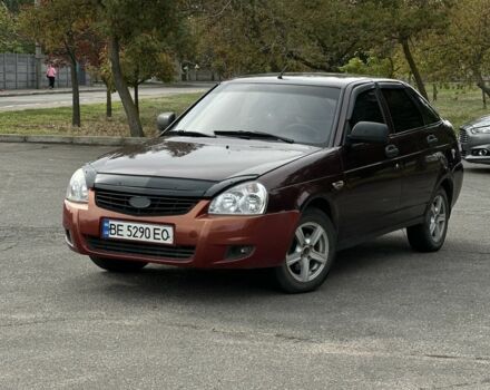Красный ВАЗ 2172 Priora, объемом двигателя 1.6 л и пробегом 180 тыс. км за 2108 $, фото 1 на Automoto.ua