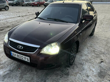 Червоний ВАЗ 2172 Priora, об'ємом двигуна 1.6 л та пробігом 210 тис. км за 3200 $, фото 1 на Automoto.ua